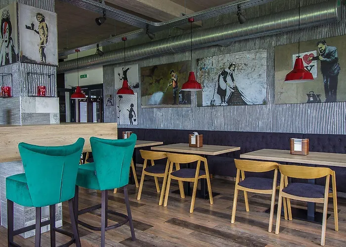& Bistro 63 Hotel 3*