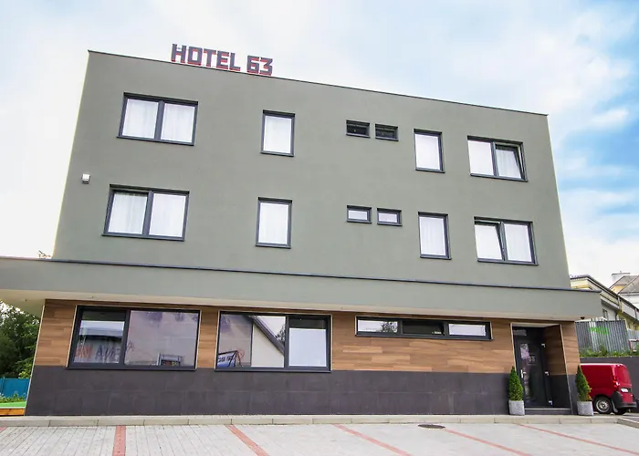 & Bistro 63 Hotel 3*